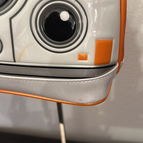 Loungefly Dome Purse Star Wars BB8 Pre-owned. Dome style no longer being made. - Picture 6 of 13